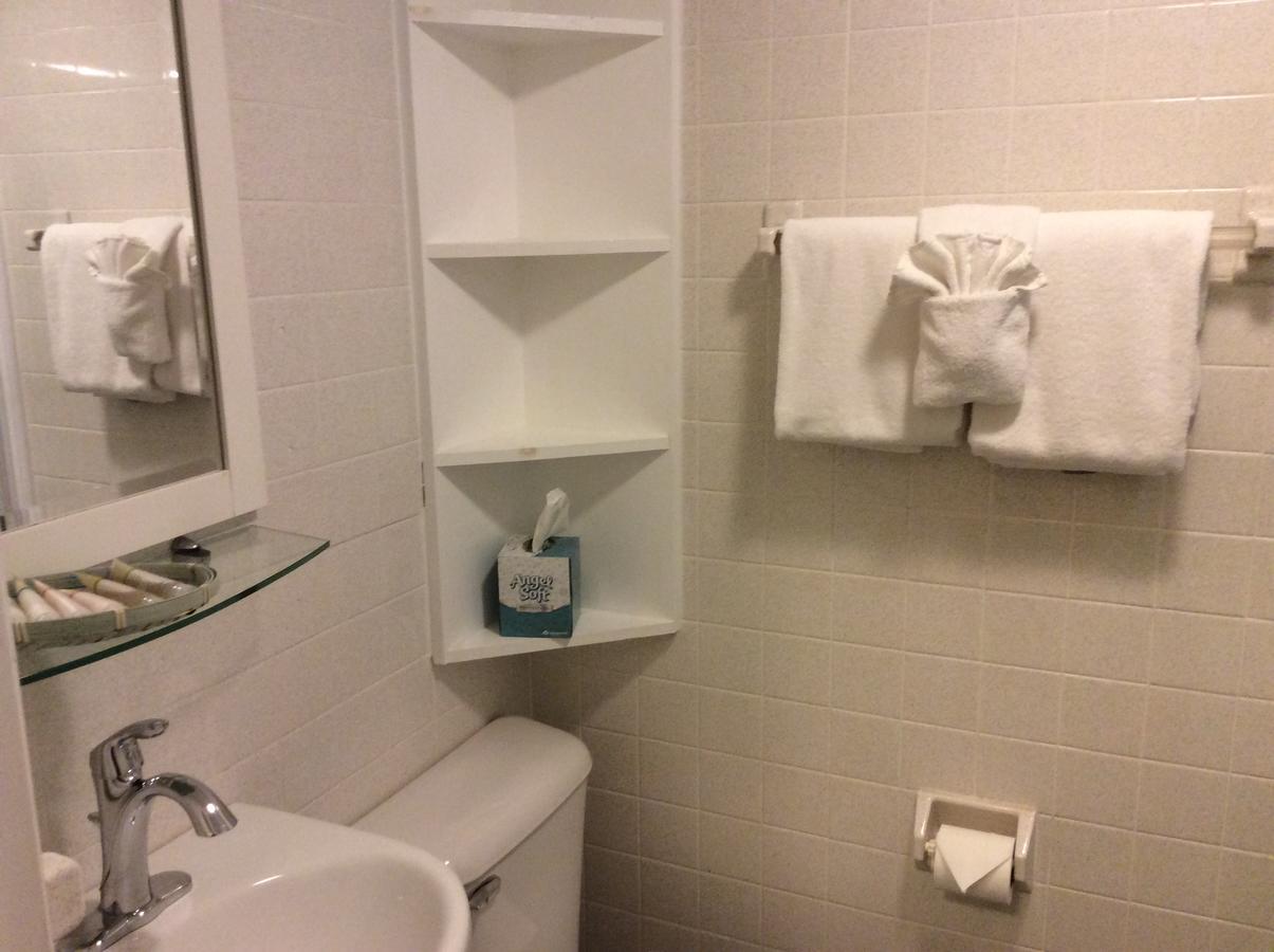 The Beachwood Motel 4*
